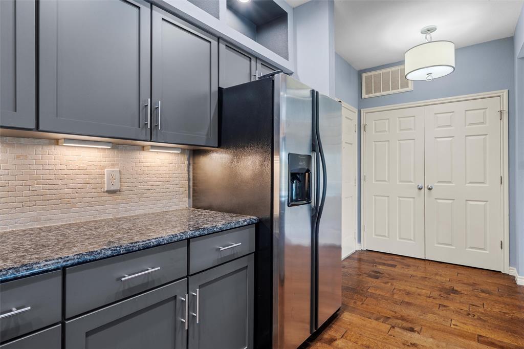 3102 Kings Road 3306