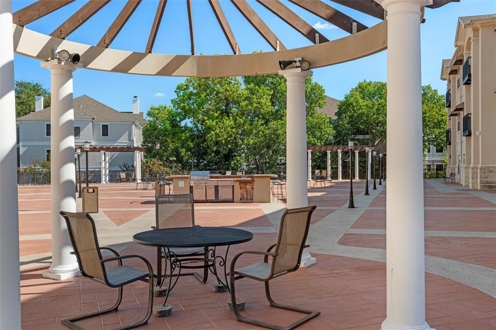 Piazza Siena Condo - Residential