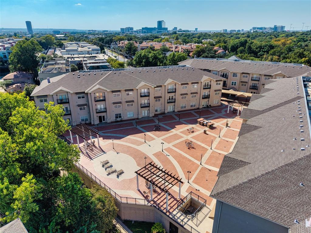 Piazza Siena Condo - Residential