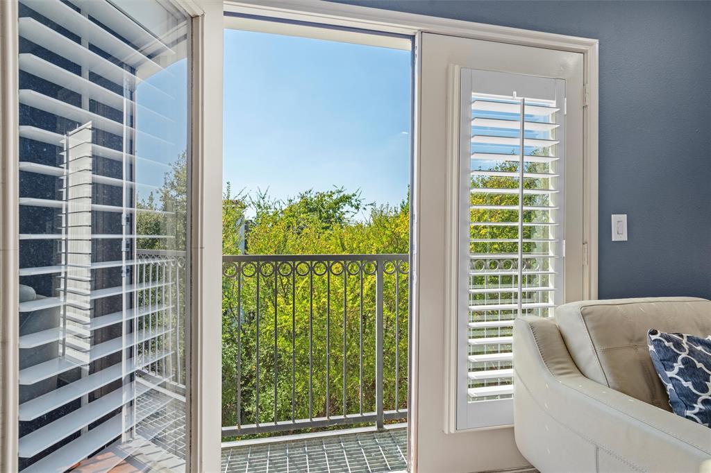 Piazza Siena Condo - Residential