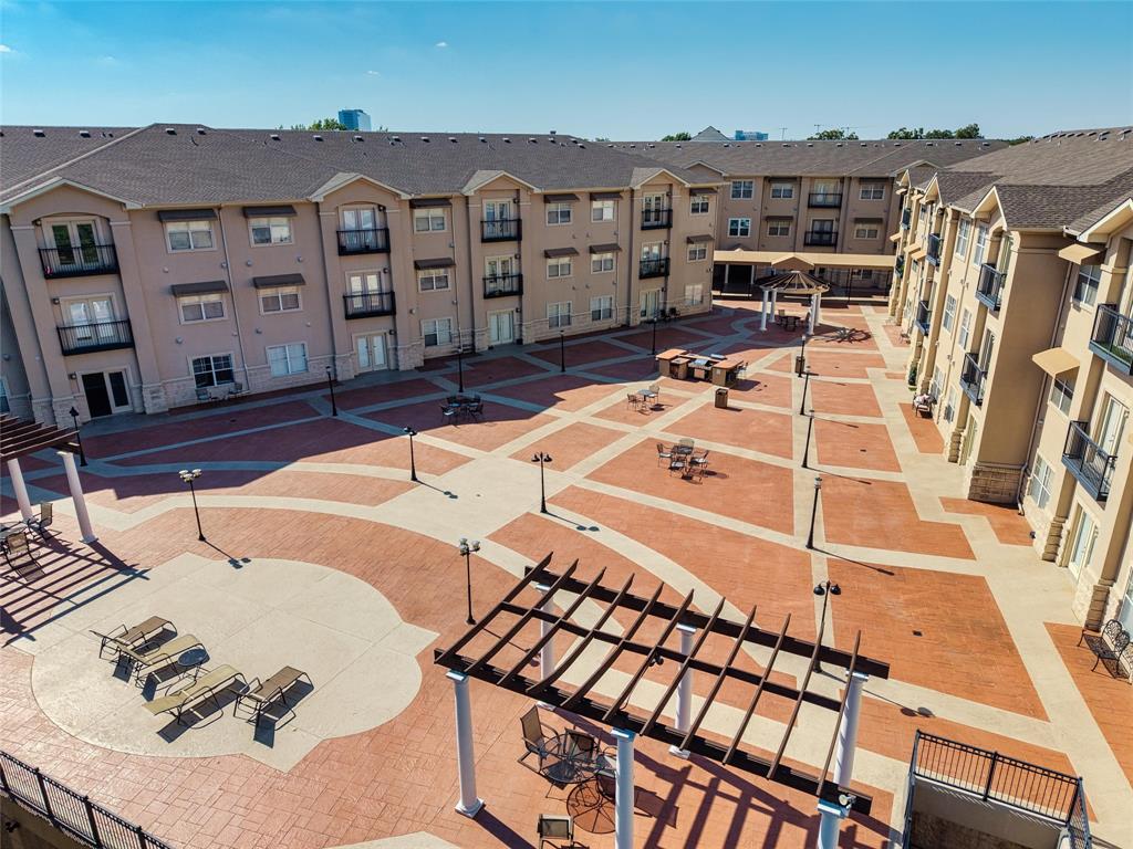 Piazza Siena Condo - Residential