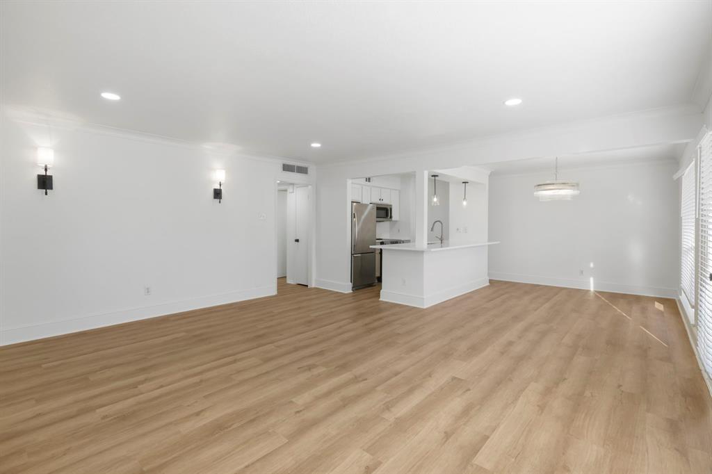 Bella Gardens Condos - Residential