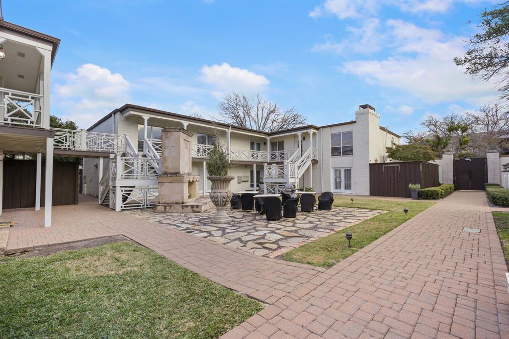 Bella Gardens Condos - Residential