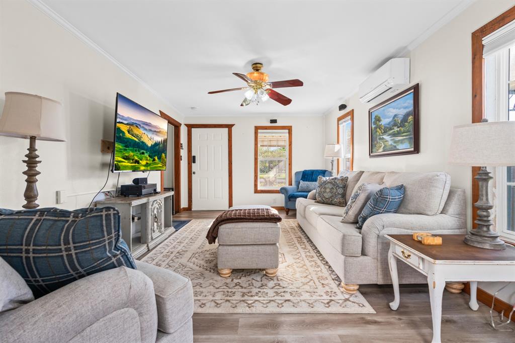 Live Oak Annex - Residential