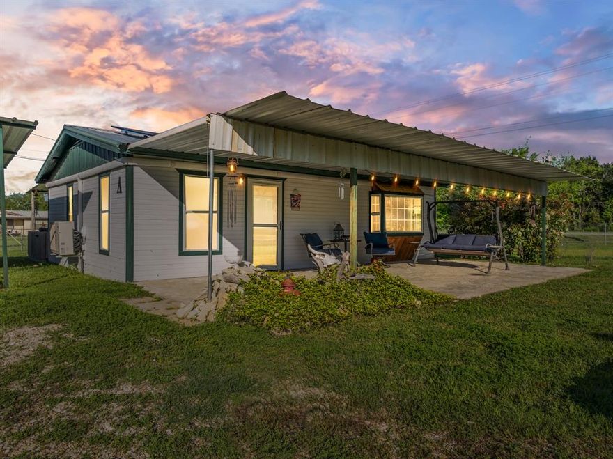 For sale are TWO fully furnished homes on 6 lots for 1 price! With a successful history of short term rental on host sites such as furnishedfinder and AirBNB, these turn key homes are ready to be added to your investment portfolio. The larger home features a cozy 1 bed 1 bath, with full kitchen and living room, rounding off with a beautiful covered back patio with a large jacuuzi for winding down after a long day. This home includes all furnishings and paid off solar panels. The second home makes for a lovely short term rental with 1 bed 1 bath and a full kitchen with lovely decor. Both homes will be sold fully furnished and ready to go. These two homes produce approximately $2500 per month combined in gross rental income on furnished finder. Low expenses due to the solar panels help make this a profitable investment!