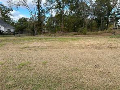 2056 Silver Point Drive Shreveport LA 71106