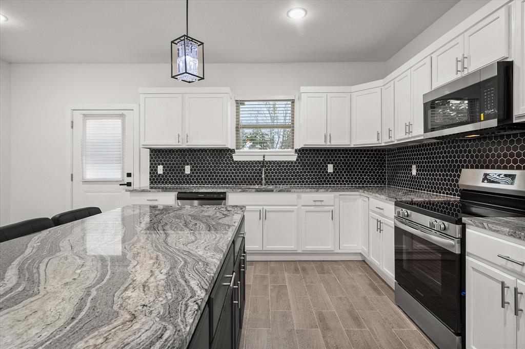 Plantation Ph II - Residential