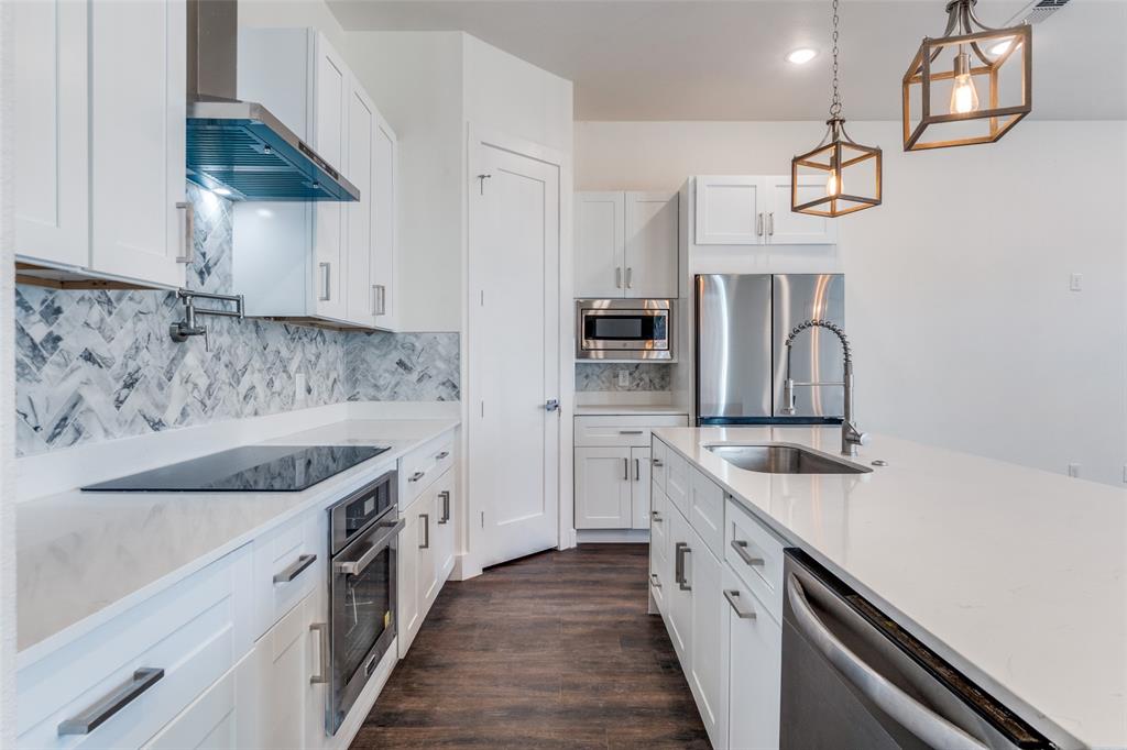 EAST WE GO - Residential