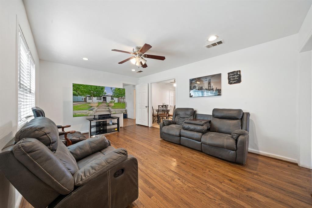 1736 Kirkwood Drive