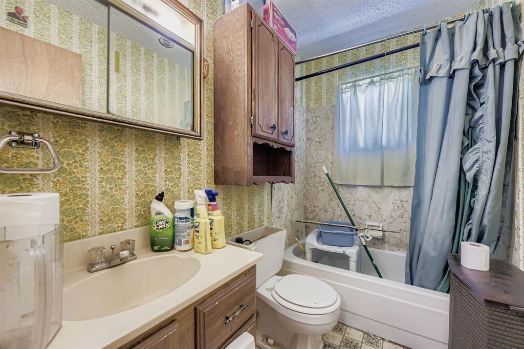 La Junta - Residential