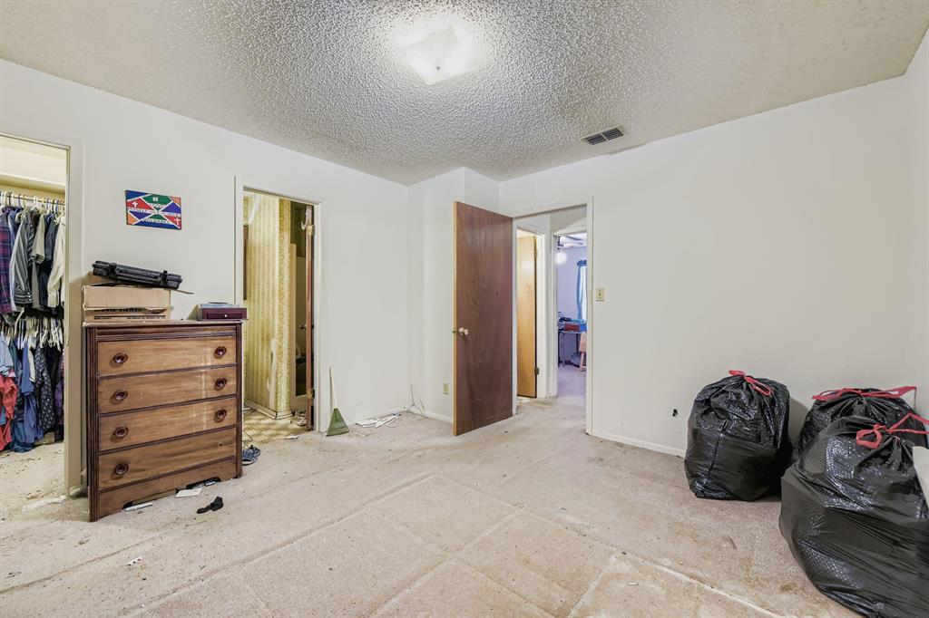 La Junta - Residential