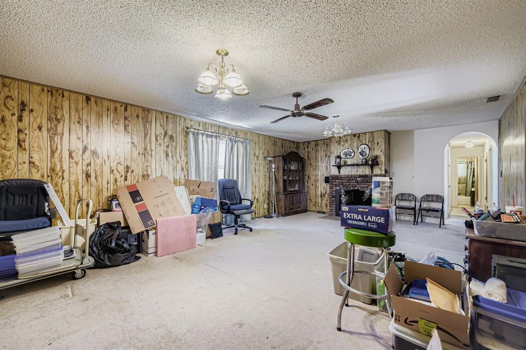 La Junta - Residential