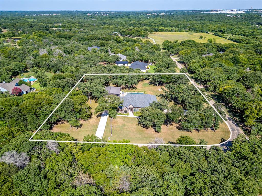 3131 Trailwood Drive E
