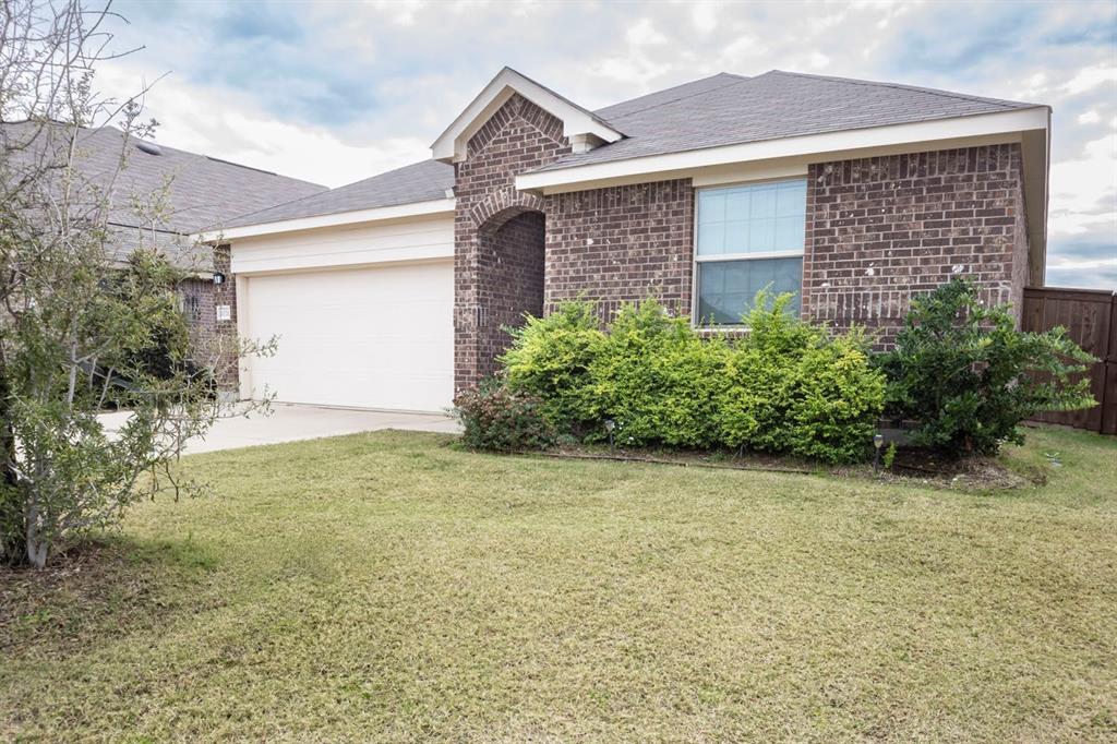 Aspen Mdws Ph I - Residential Lease