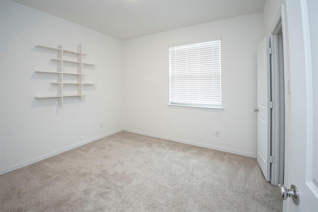 Aspen Mdws Ph I - Residential Lease