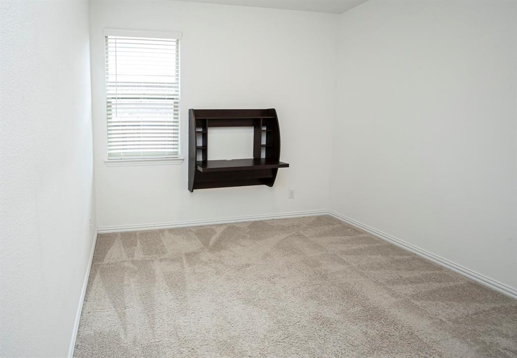 Aspen Mdws Ph I - Residential Lease