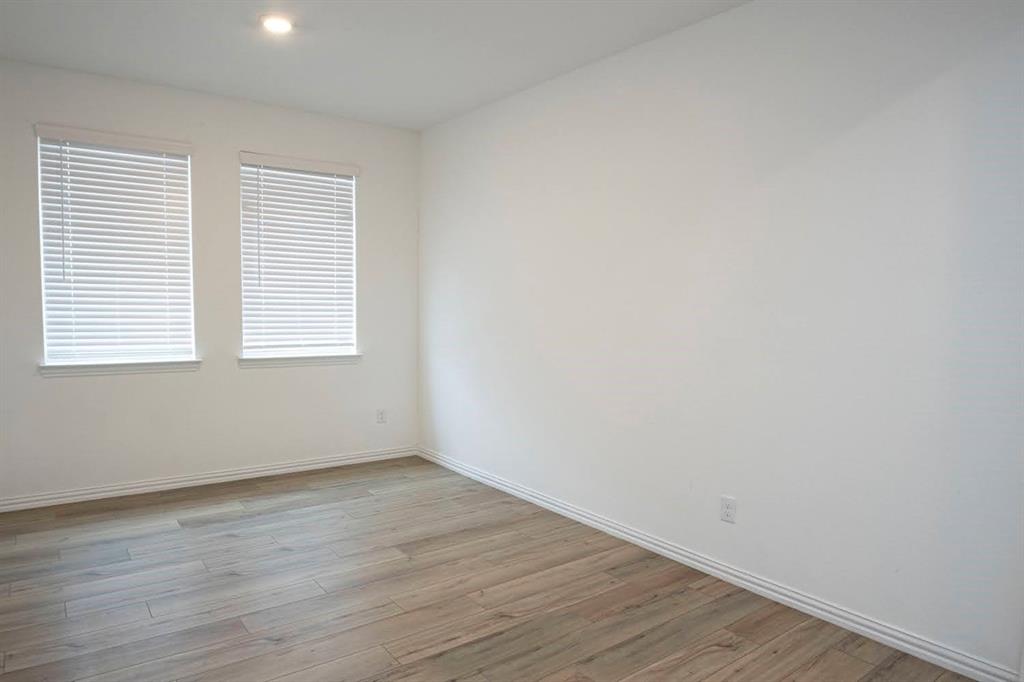 Aspen Mdws Ph I - Residential Lease