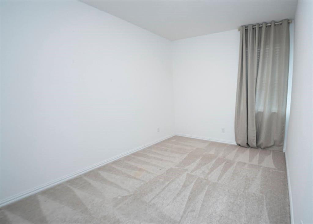 Aspen Mdws Ph I - Residential Lease