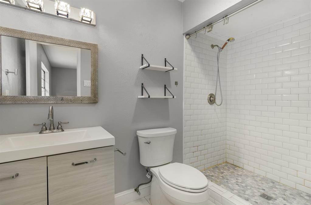 Colony 5 - Residential Lease