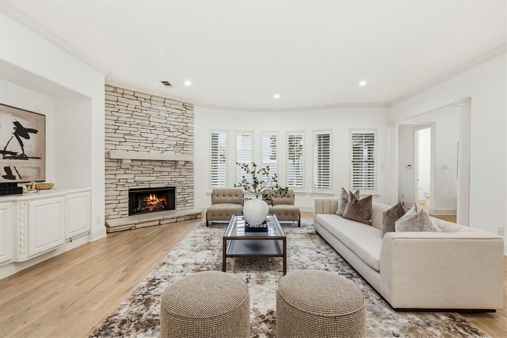 6828 Chevy Chase Avenue