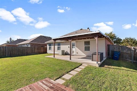 A home in Burleson