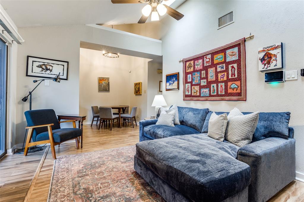 2204 W Park Boulevard 2401