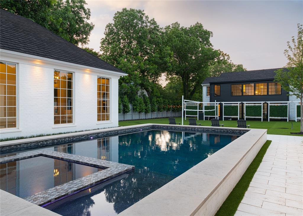 Preston Hollow - Residential