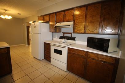 Briarwood Estates - Residential Lease