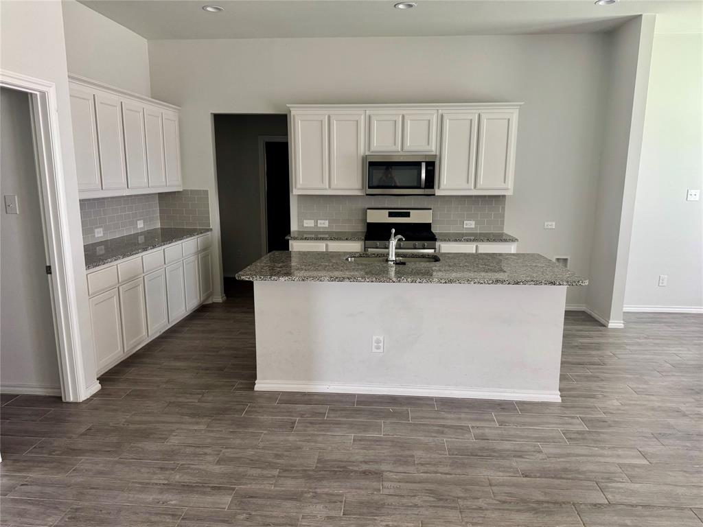 3106 Water Light Lane
