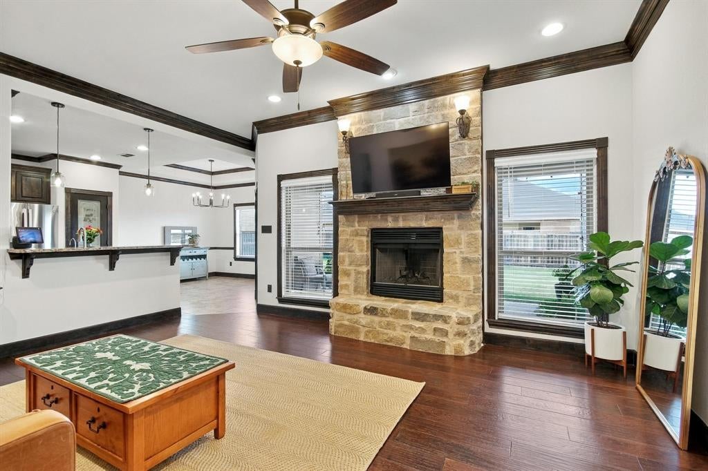 866 Great Waters Drive