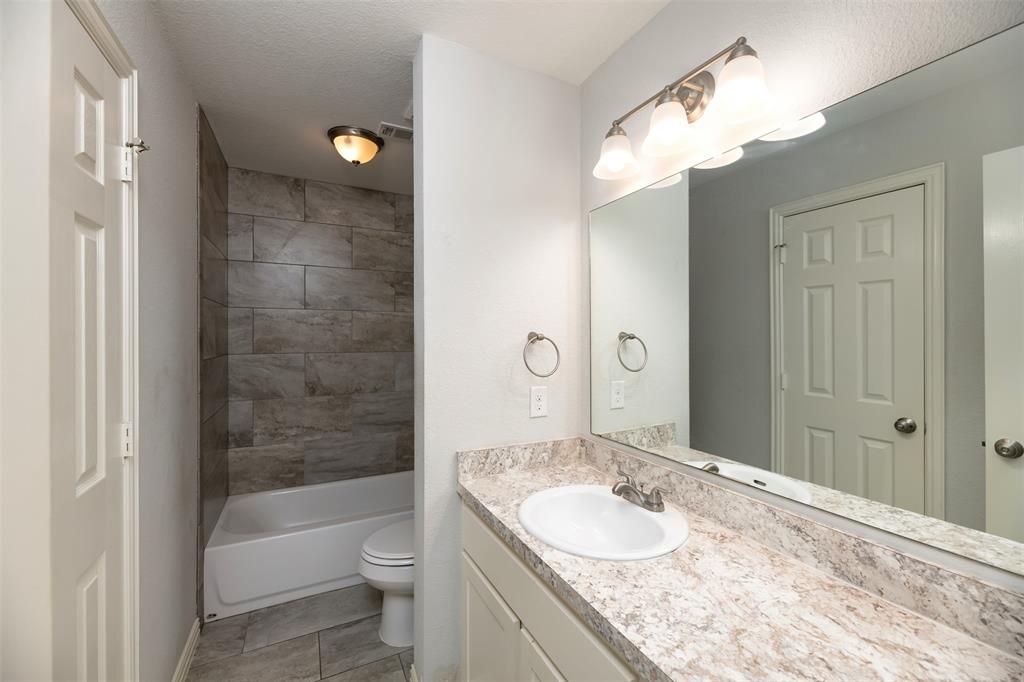 Creekside Twnhms Ph 1 - Residential Lease