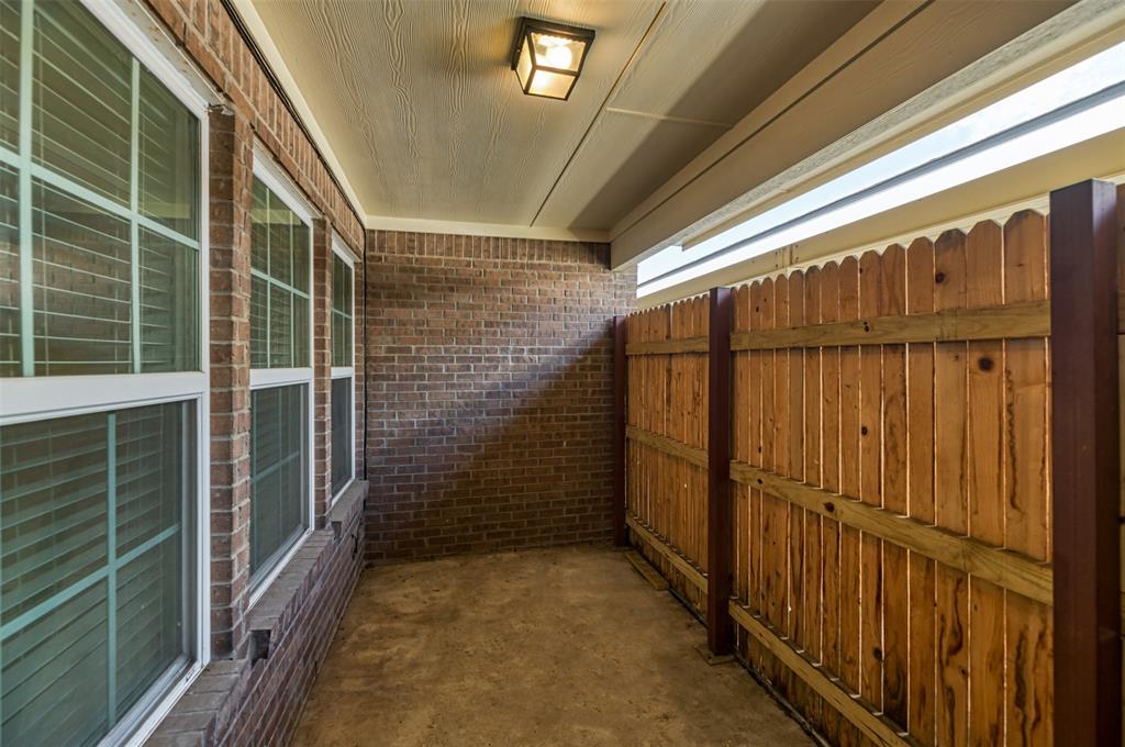 Creekside Twnhms Ph 1 - Residential Lease