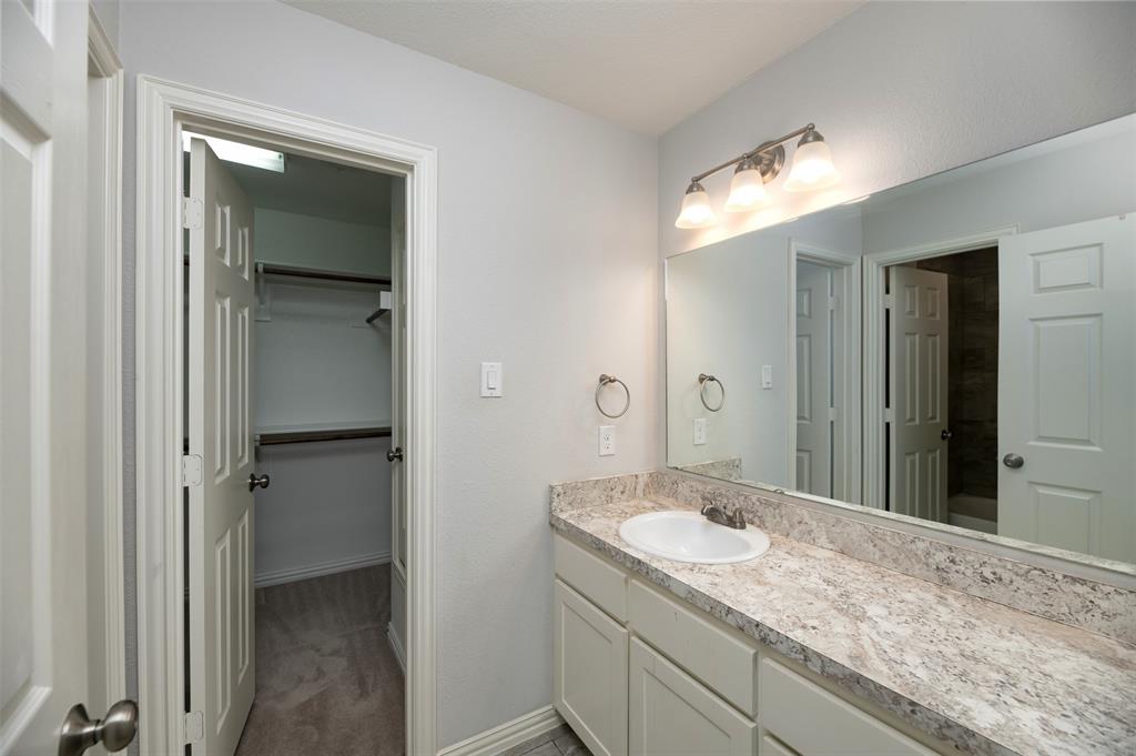 Creekside Twnhms Ph 1 - Residential Lease