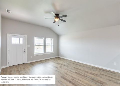 Photo of 325 Tombstone Road, Abilene, TX 79602 (MLS # 21094137)