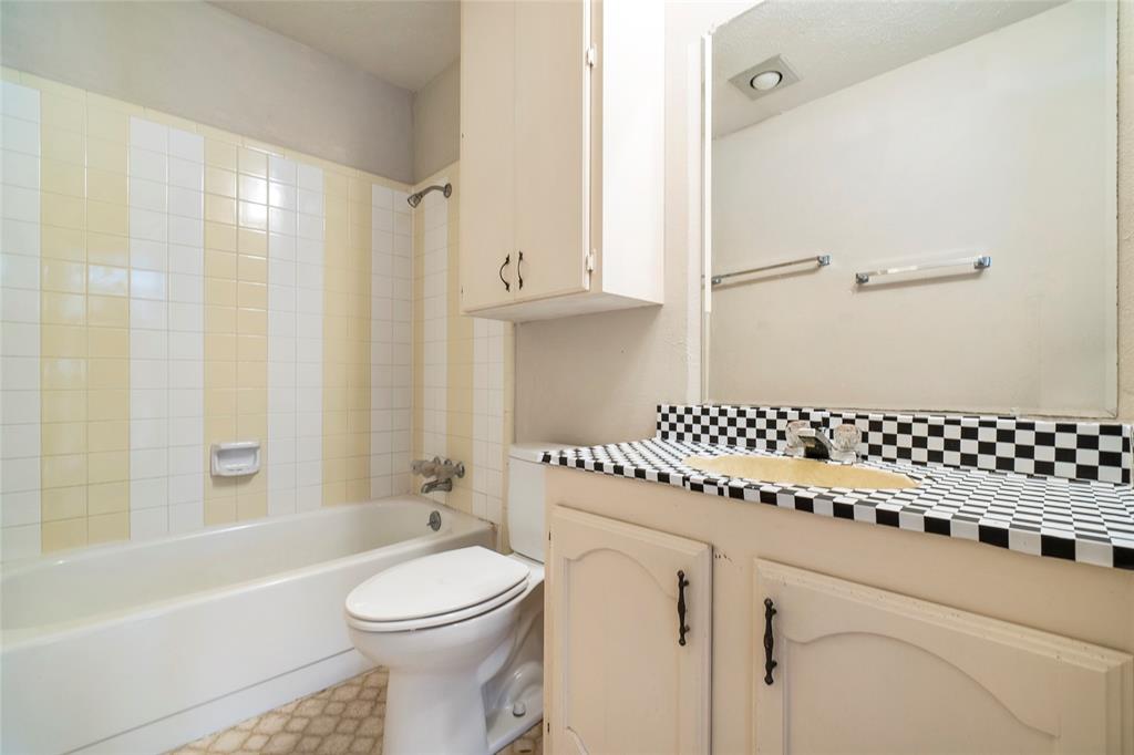 Briarwood Estates - Residential Lease