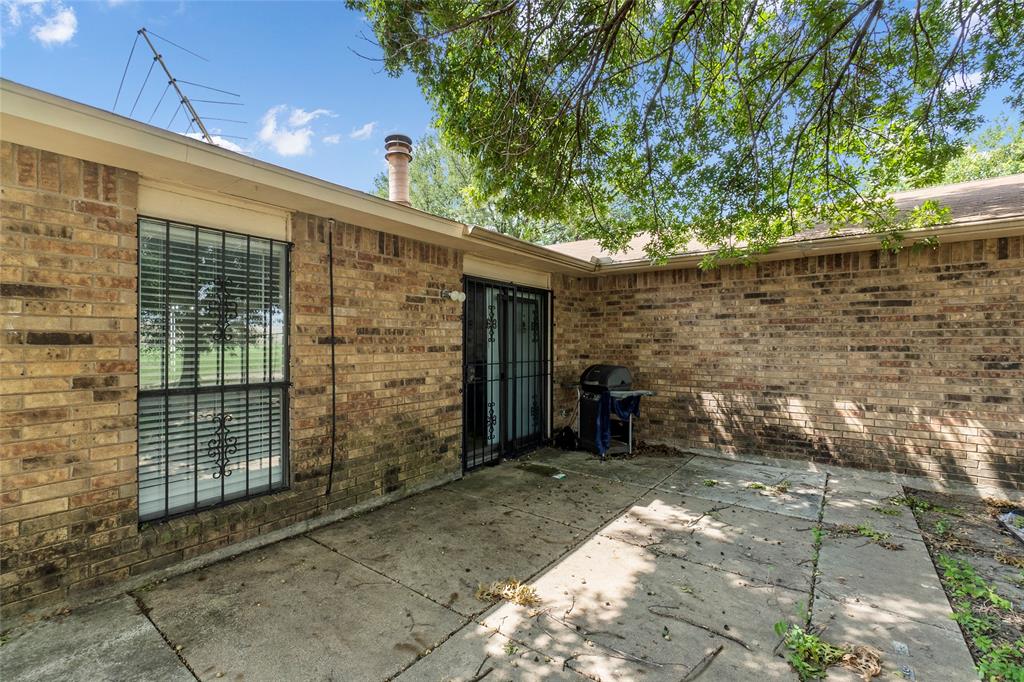 Briarwood Estates - Residential Lease