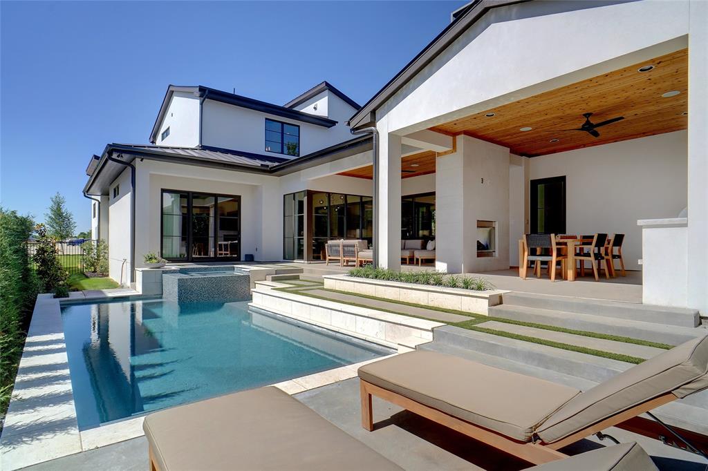 Knolls/Solana - Residential