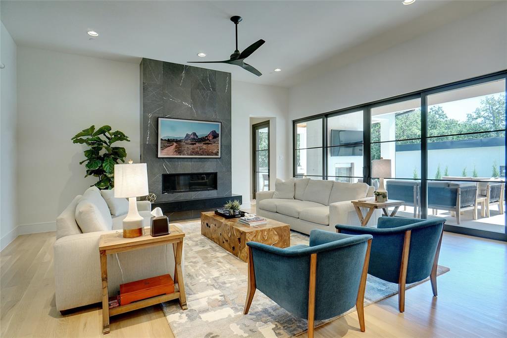 Knolls/Solana - Residential