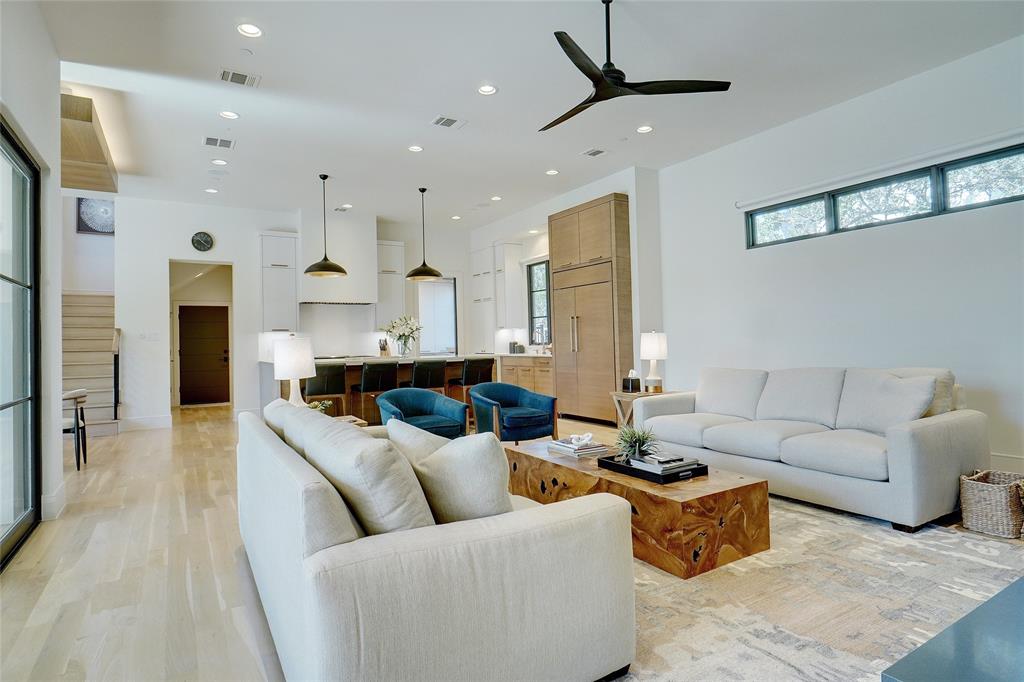 Knolls/Solana - Residential