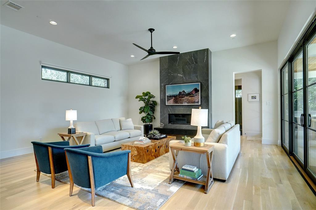 Knolls/Solana - Residential