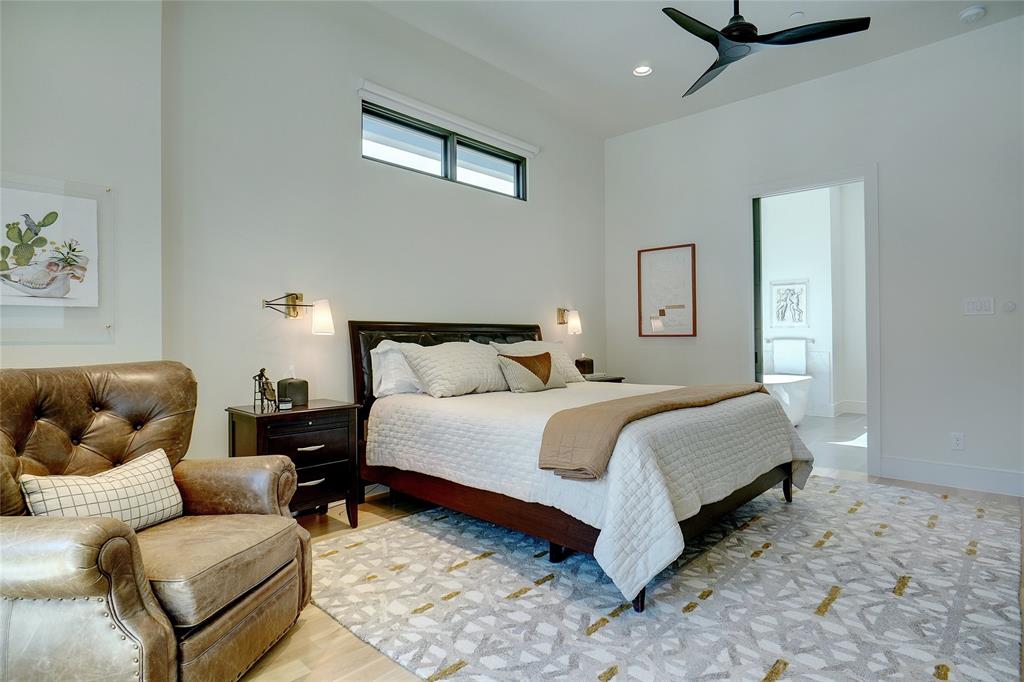 Knolls/Solana - Residential