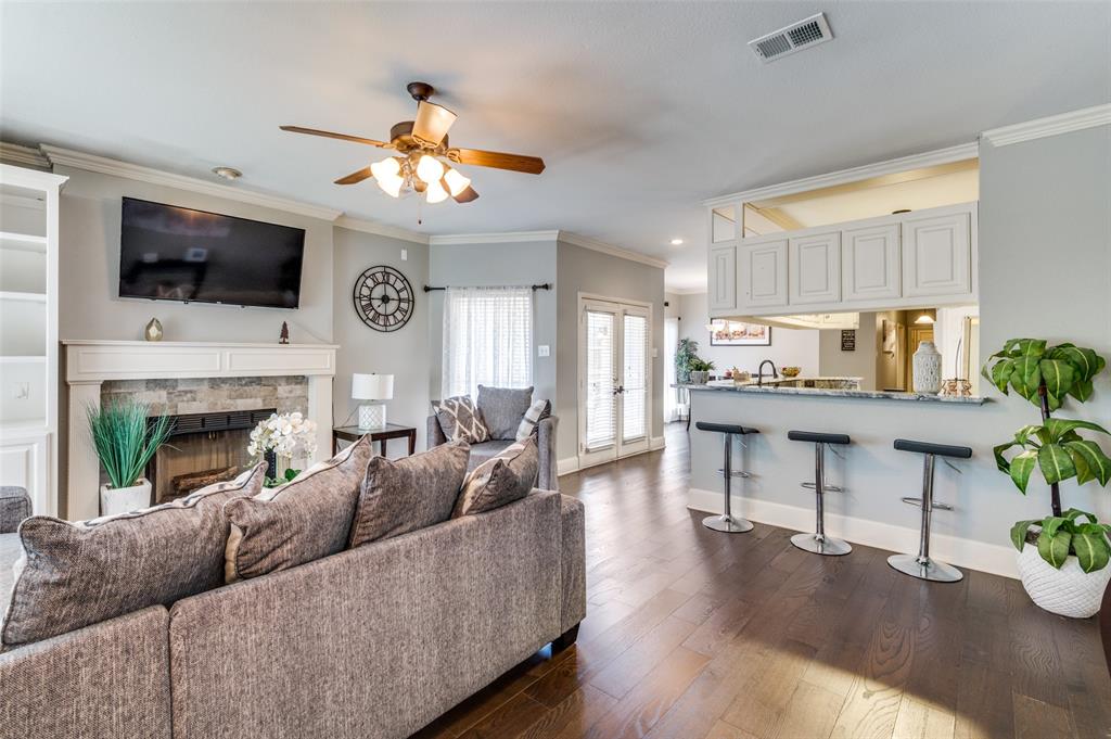 4608 Oak Club Drive