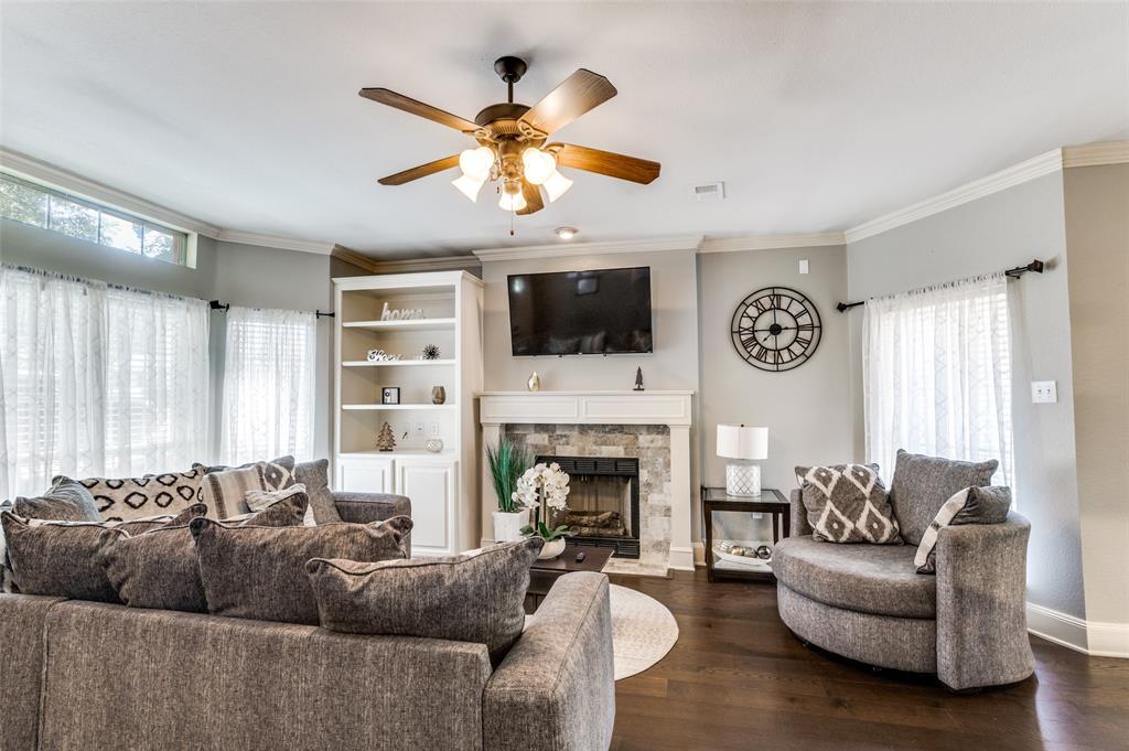 4608 Oak Club Drive