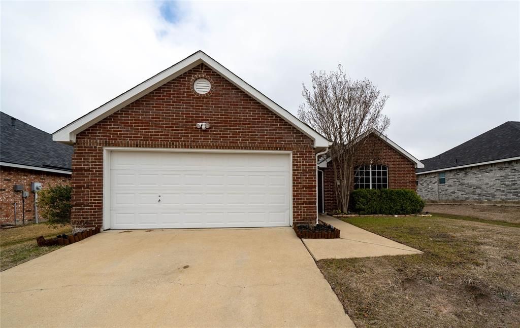 Photo of 152 Pinion Lane, Rockwall, TX 75032 (MLS # 21223013)