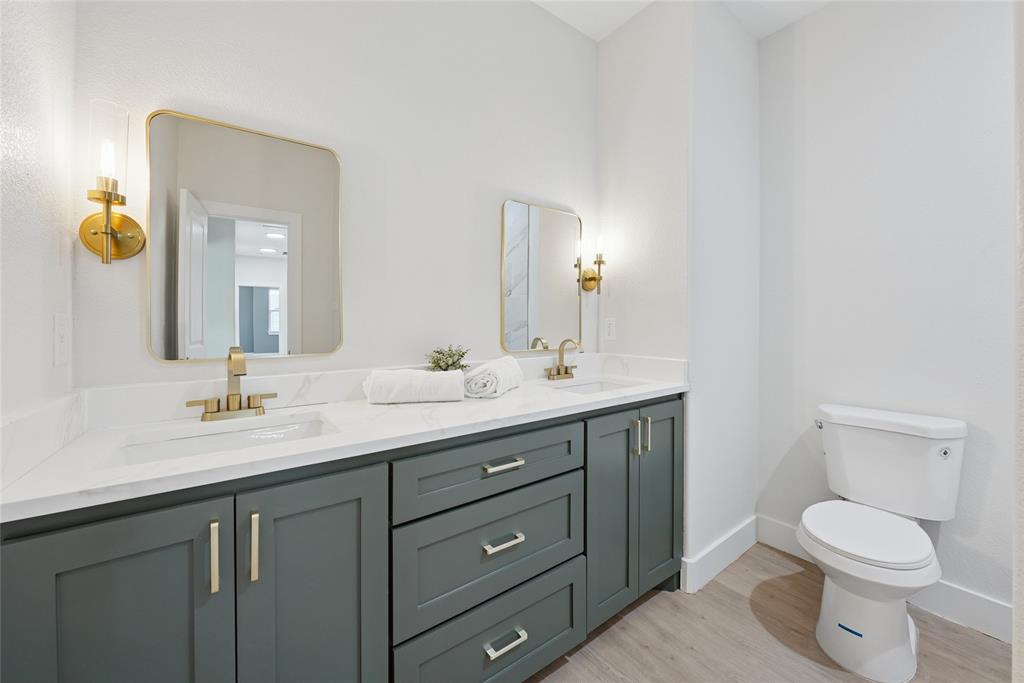 VICTORY HEIGHTS ADDITION - Residential Income