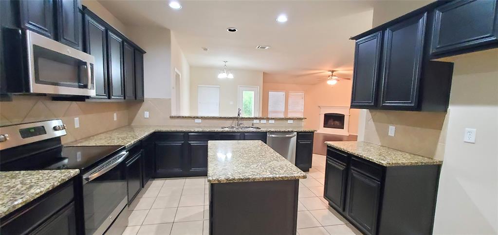 Pecan Grove Ph 1 - Residential Lease