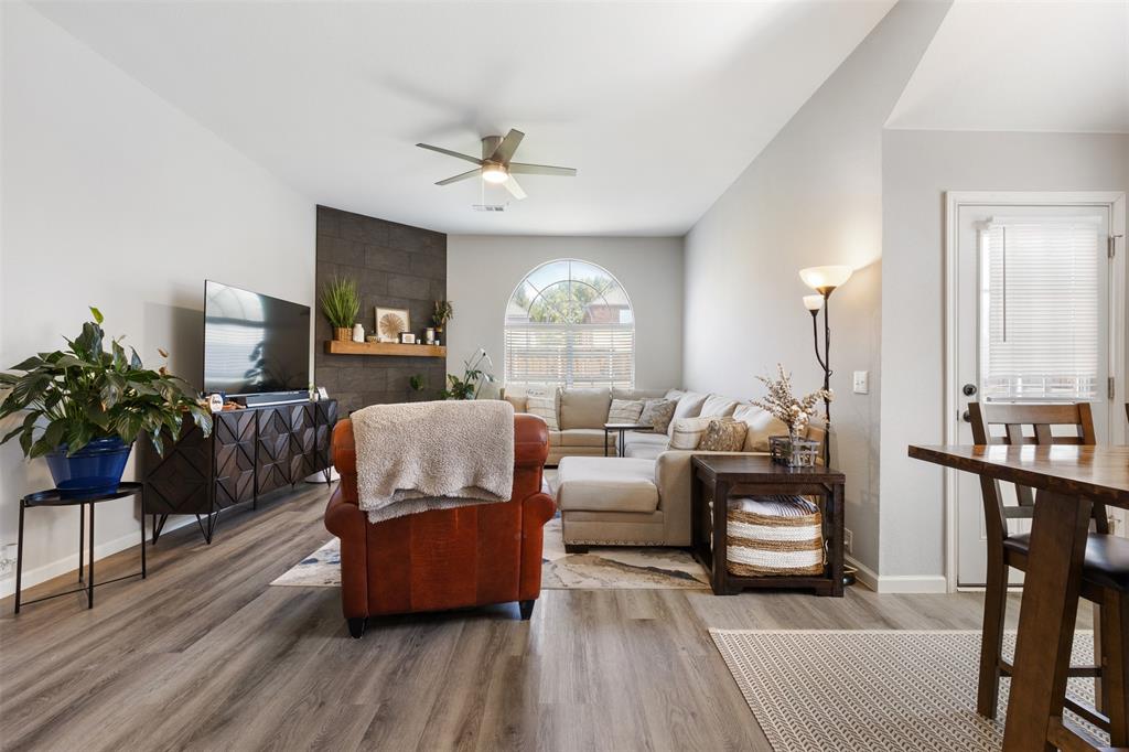11210 Balcones Drive