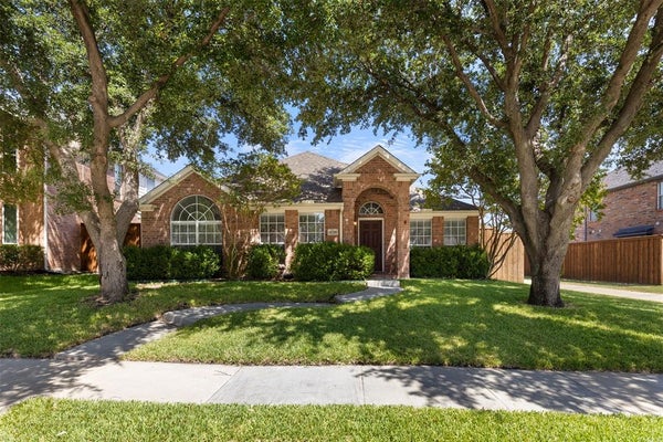 11210 BALCONES DR, FRISCO, TX 75033 - Image ed98c4f5cf9dfcf1a35300e41e2ca6d8/2498837181