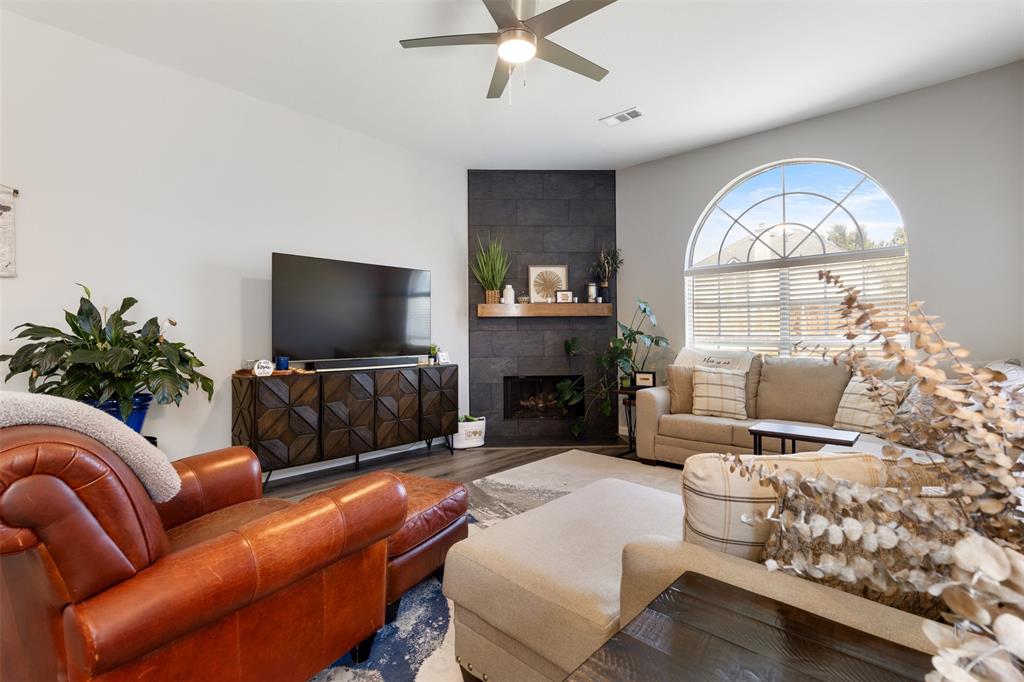 11210 Balcones Drive