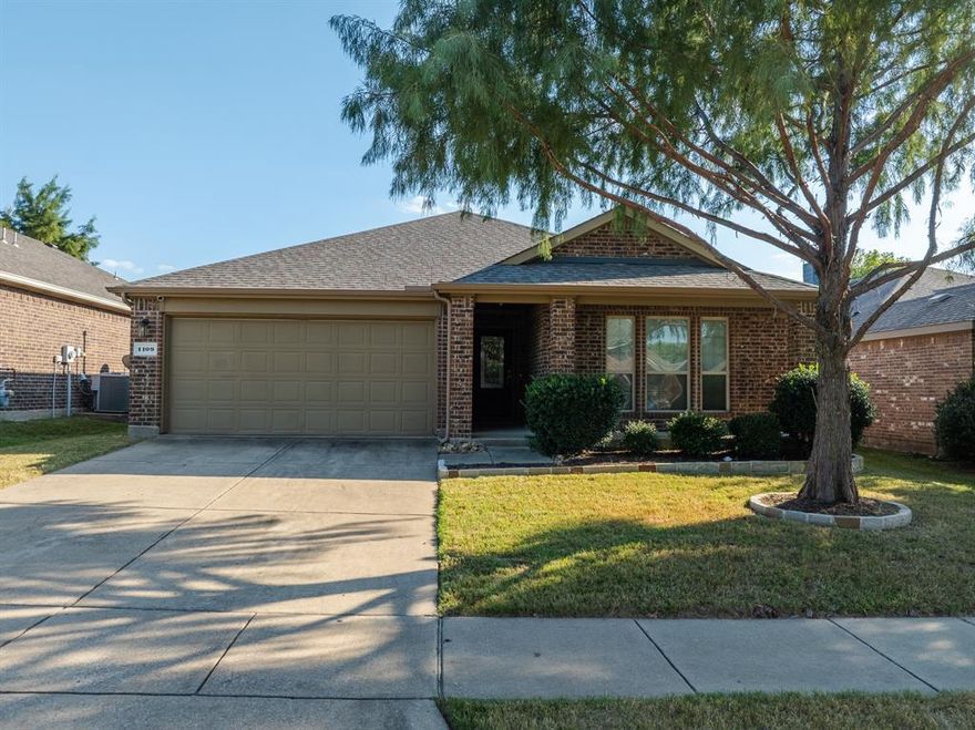 Price Reduced for a quick sale!
Welcome to the Villages of Melissa! The neighborhood features a pool, park, and a new amenity area with a putting course and pickleball court. 
This home features an inviting open-concept floor plan with 3 bedrooms, 2 baths, and a 2-car garage. The primary suite is privately situated apart from the secondary bedrooms, offering a quiet retreat. 
The kitchen, dining, and living areas flow seamlessly, perfect for everyday living and entertaining. Step outside to a covered patio, ideal for relaxing or enjoying the outdoors.
This home has been well maintained.The roof was replaced in 2019 and has been checked recently by a reputable roofer. The HVAC was replaced in 2023.